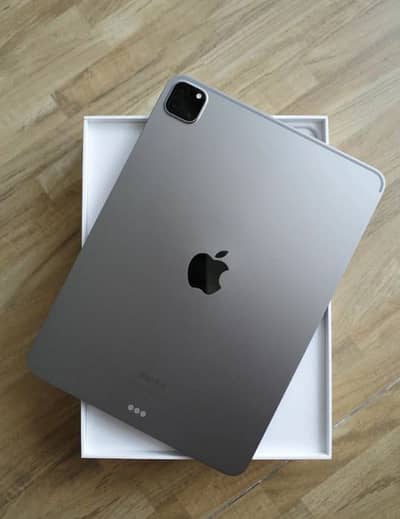 Ipad Pro M-2 256GB 03298993413 Call WhatsApp. .