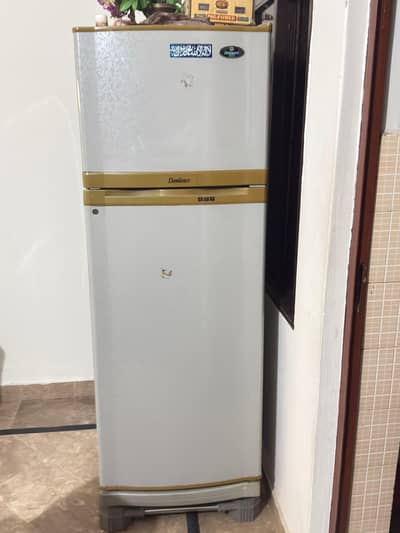 dawlance refrigerator
