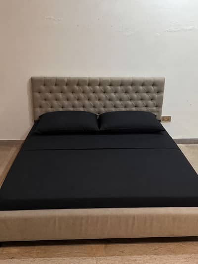 Iron Bed | 72 + 78