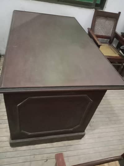 office table 5×3 feet condition good