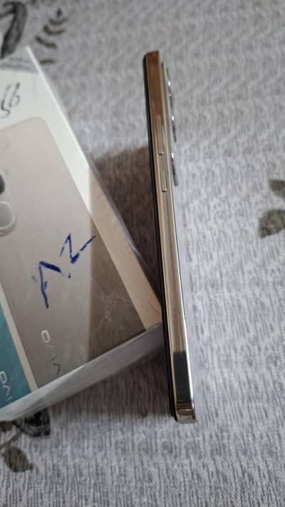 Vivo Y200