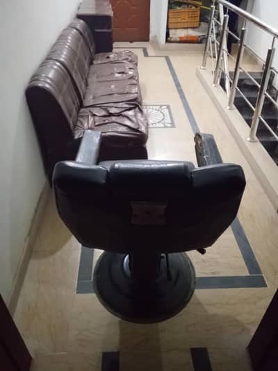 hair counting chair