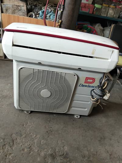 Dawlance DC inverter AC