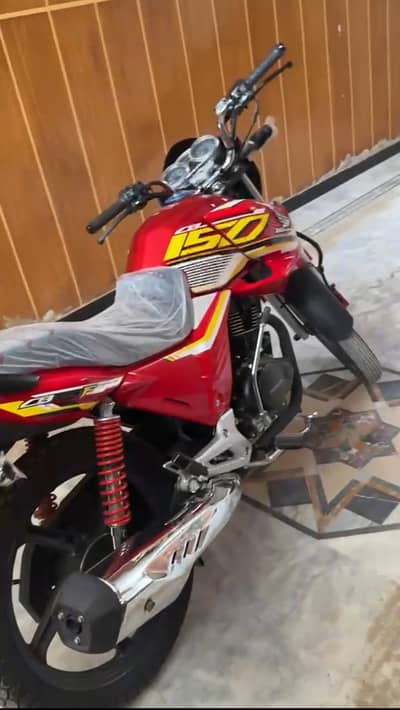 Honda CB 150F 2026