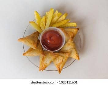 Fries & Samosa stall k lia ek Banda ki need hai