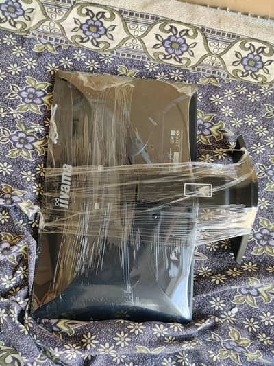 iiyama lcd brand new condition