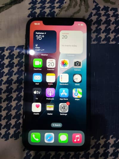 Apple iPhone XR