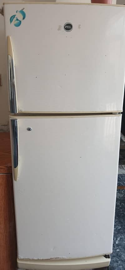 PEL REFRIGERATOR IN GOOD CONDITION
