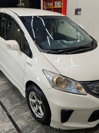 Honda Freed 2012