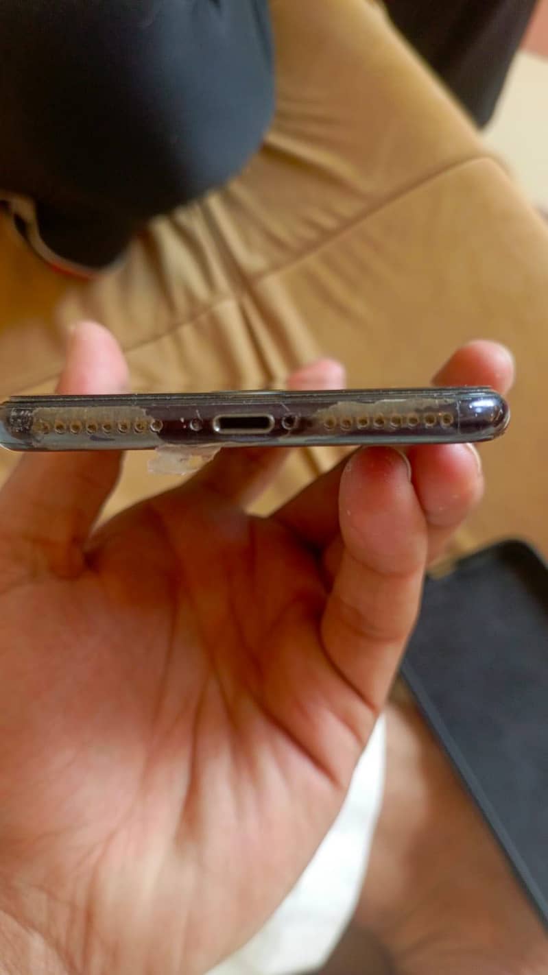 Apple iPhone 7 Plus 6