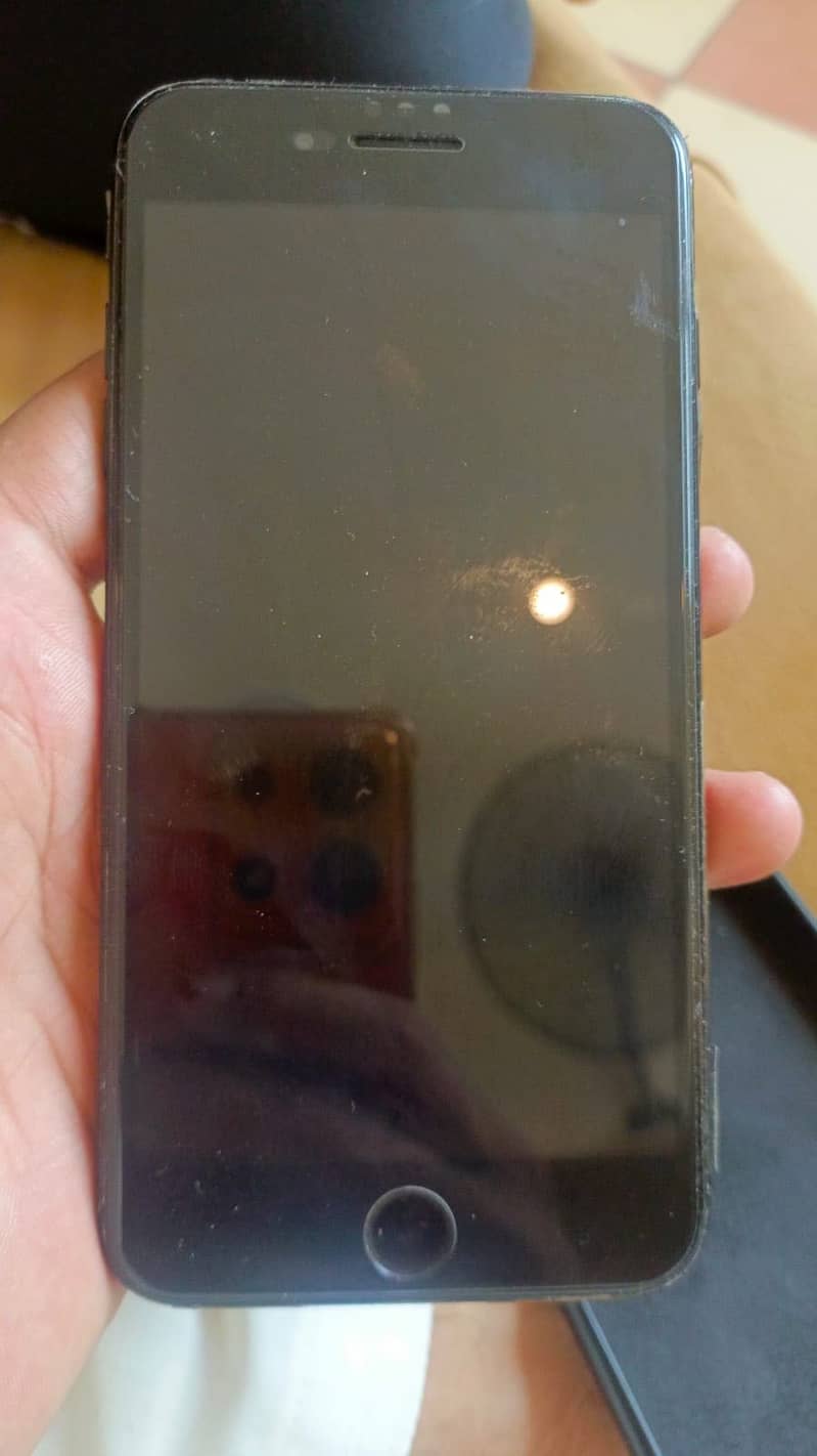 Apple iPhone 7 Plus 8