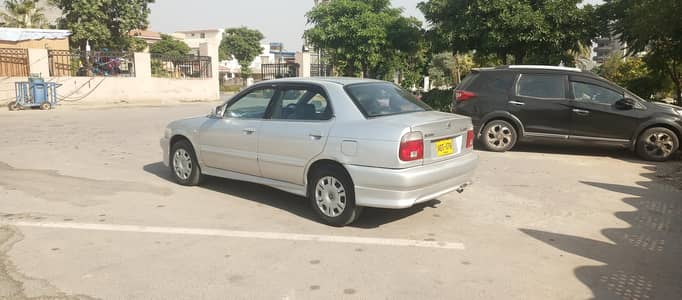 Suzuki Baleno 2001