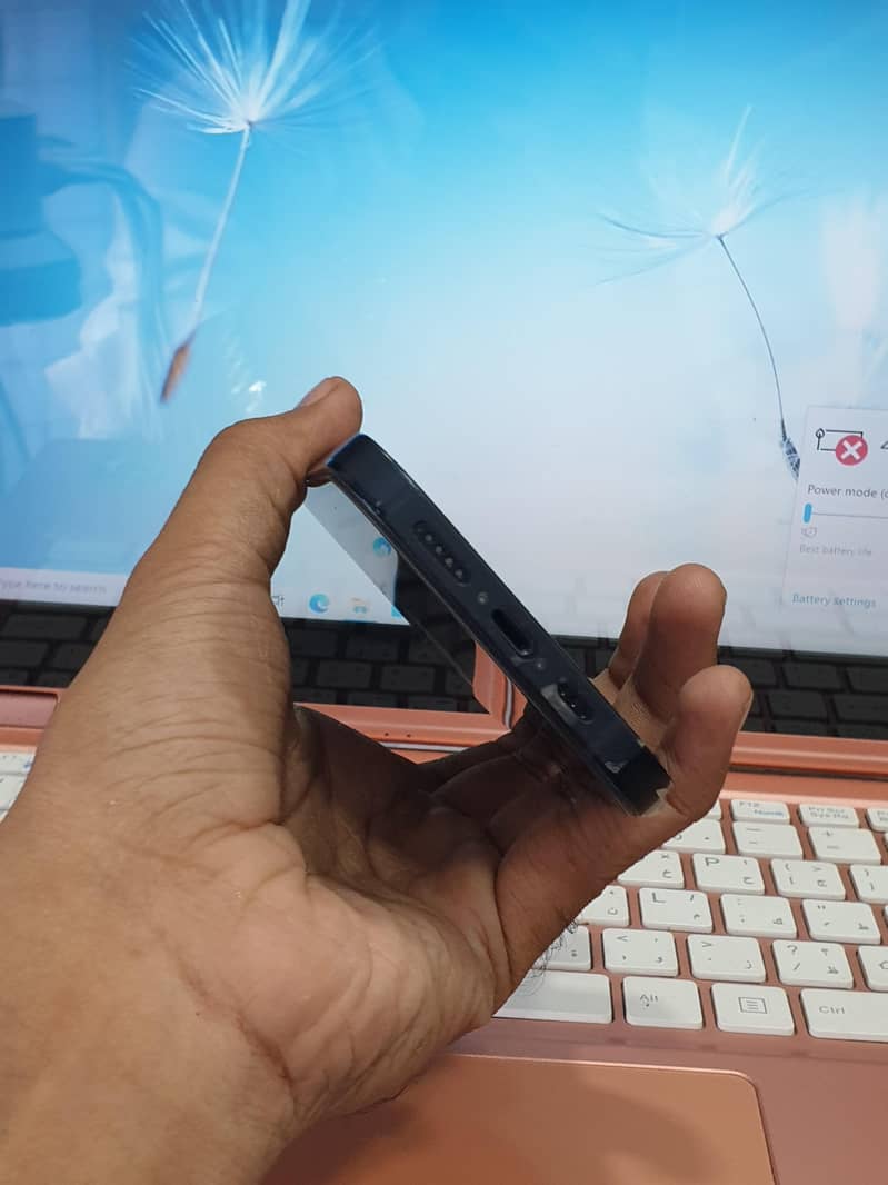 Apple iPhone 14 2