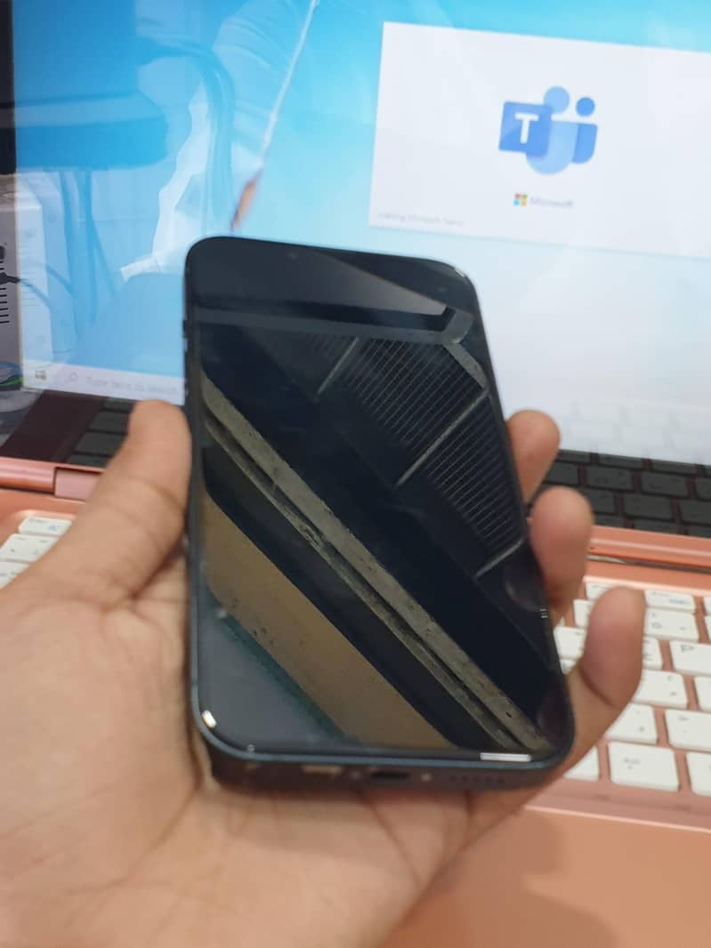 Apple iPhone 14 7
