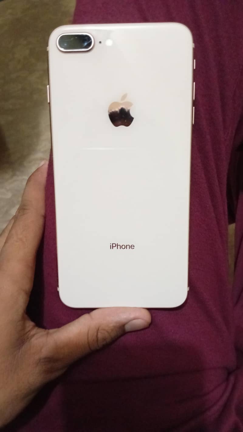 Apple iPhone 8 Plus 0