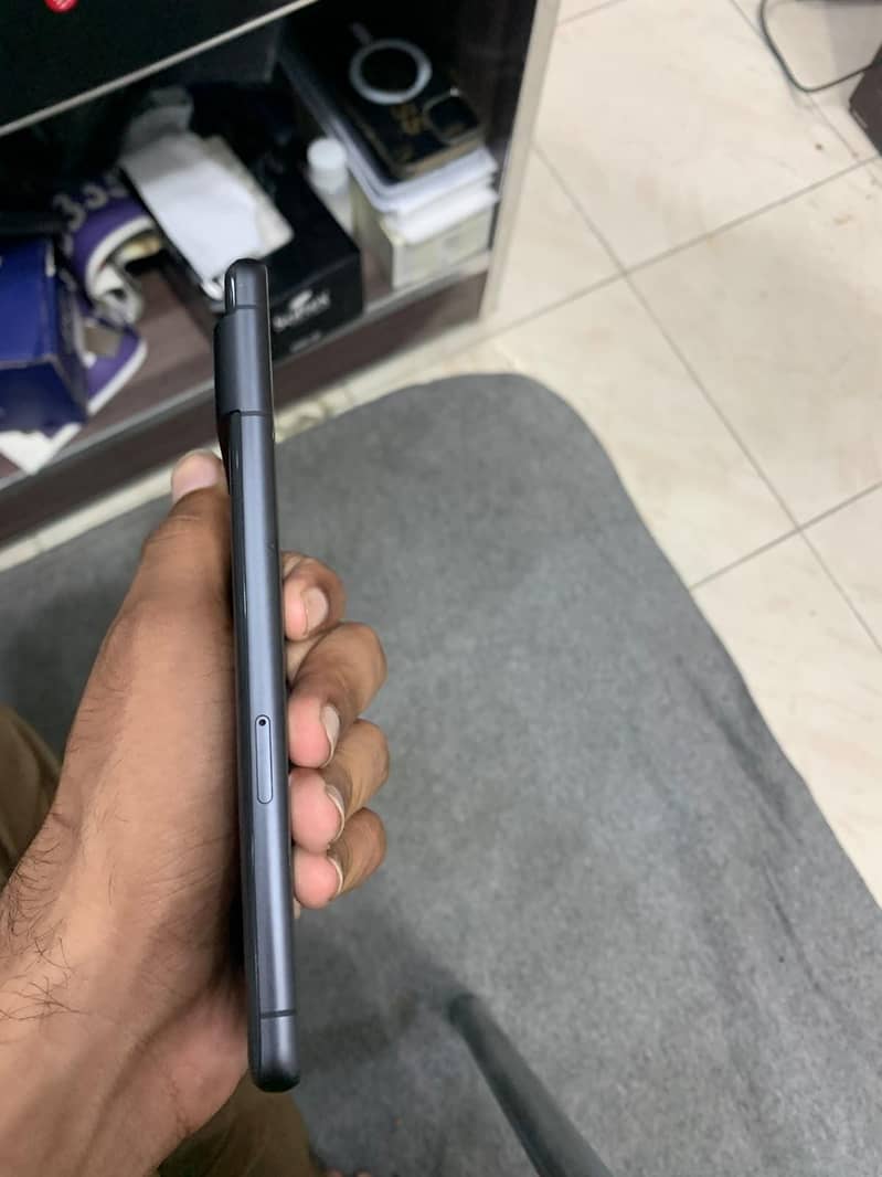 Google Pixel 7 5
