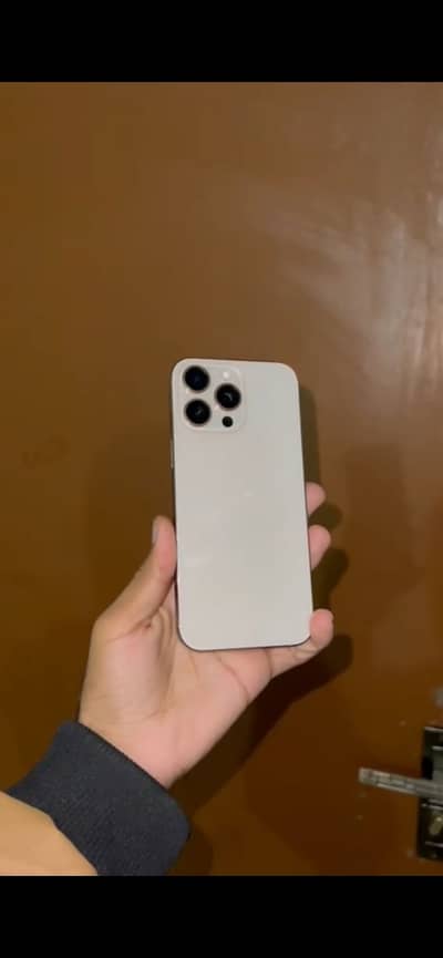 Apple iPhone 16 Pro Max