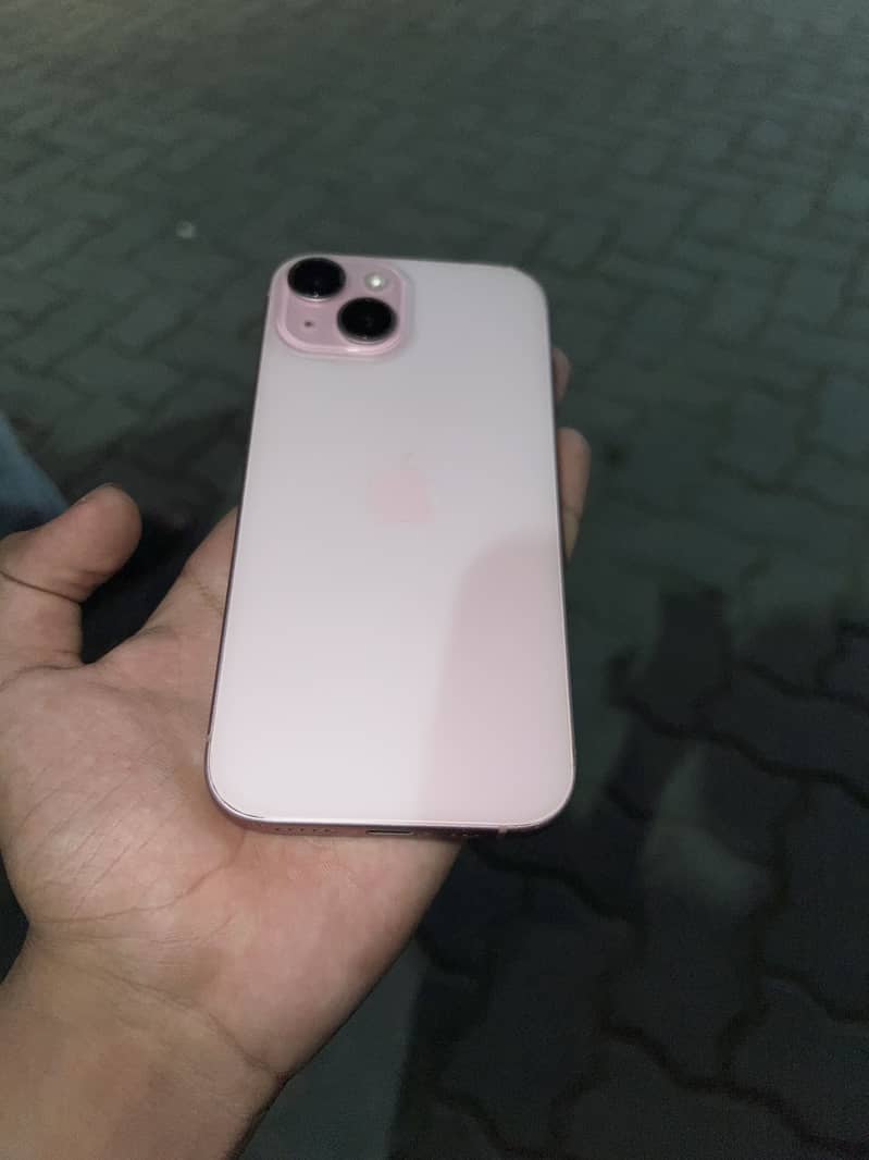 Apple iPhone 15 6