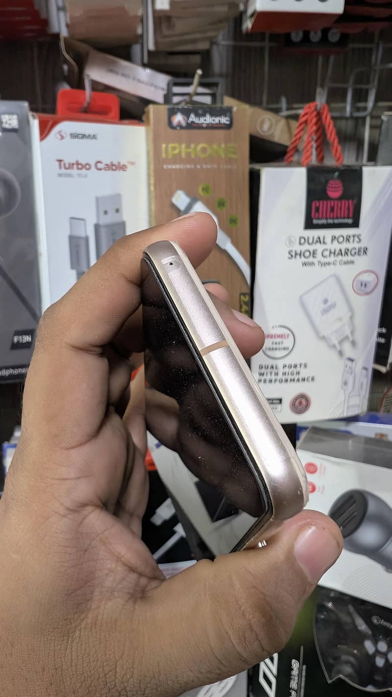 Google Pixel 8 3