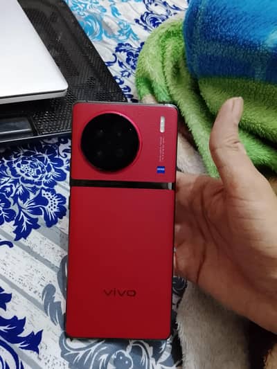 Vivo X90s