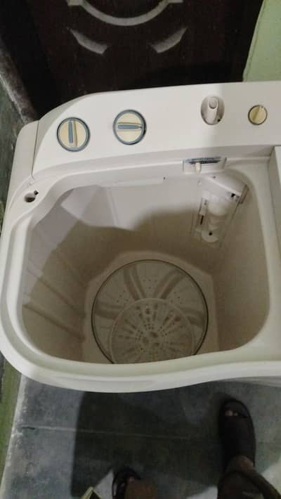 Haier 8KG Twin Tub Washing Machine