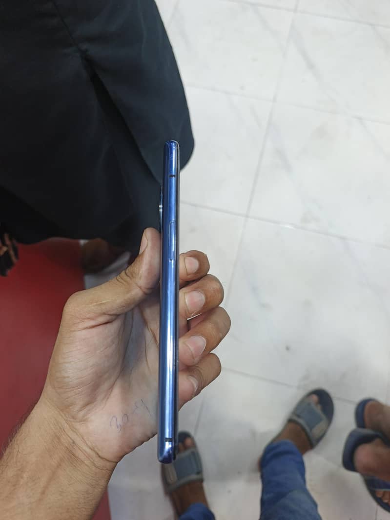 One Plus 7T 6