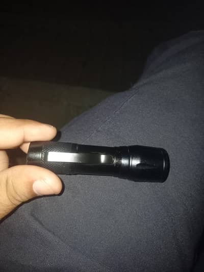zooming rechargeable USB torch