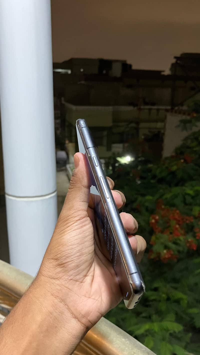 Google Pixel 7 3
