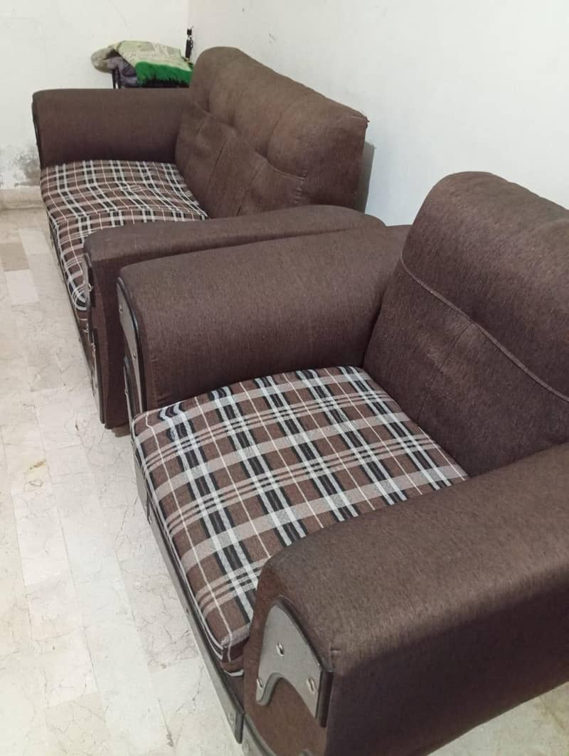 7 seater sofa 0