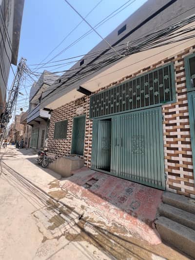 Luxury Tripple Corner 1.5 Storey House All Facility Near To Main Road