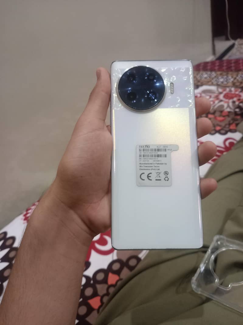 Tecno Spark 20 Pro Plus 3