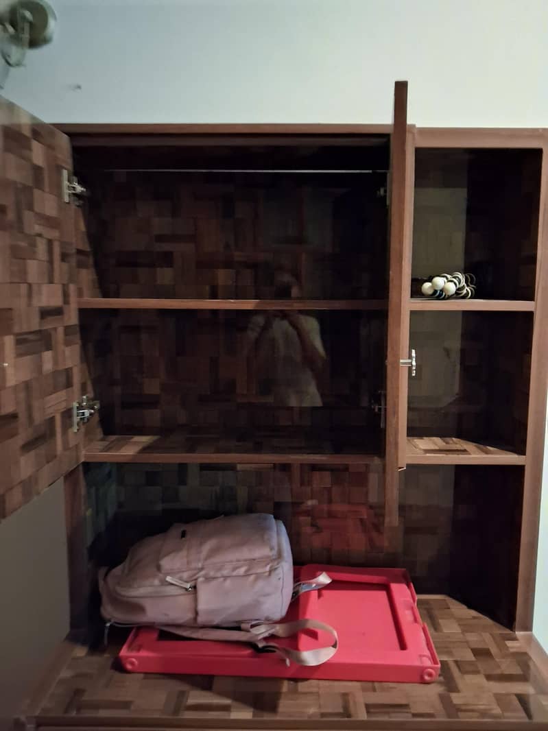 Study table 3