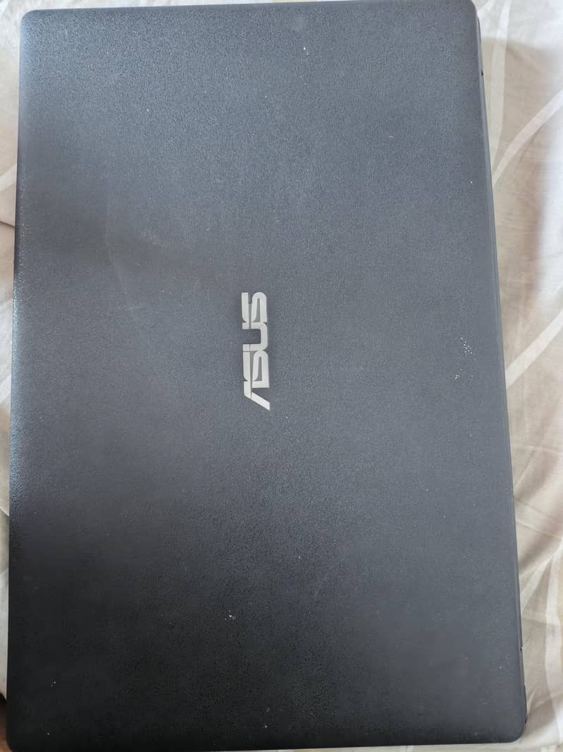 Laptop 0