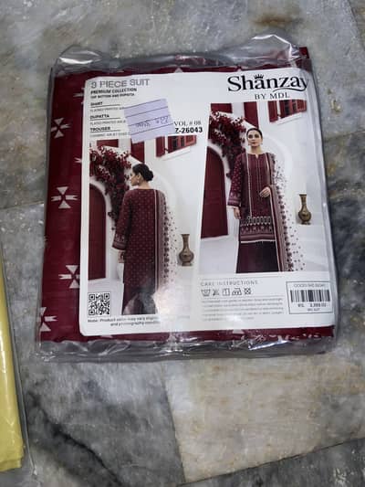 Shanzay suit