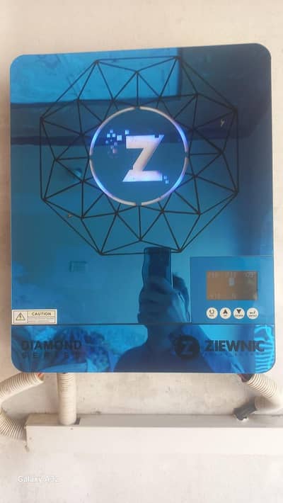 Ziewnic Hybrid Inverter. 6.5 KW (8500)PV