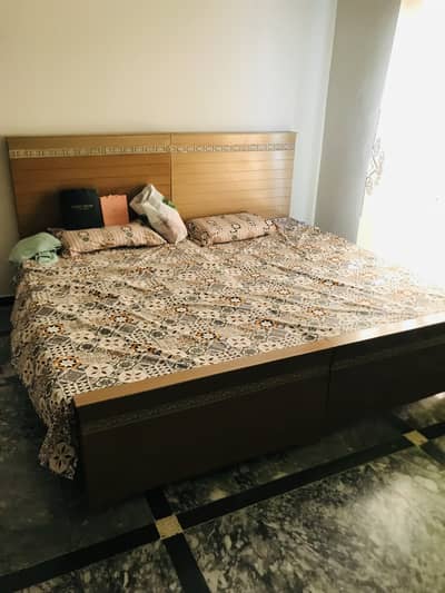 2 Wooden Single Beds 3.5 x 6.5 size