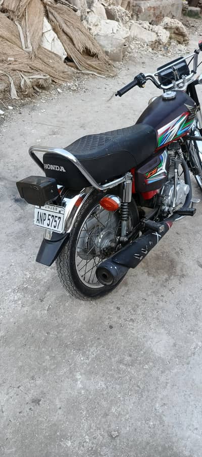 honda 125 22/23 model  . . . Good condition All ok