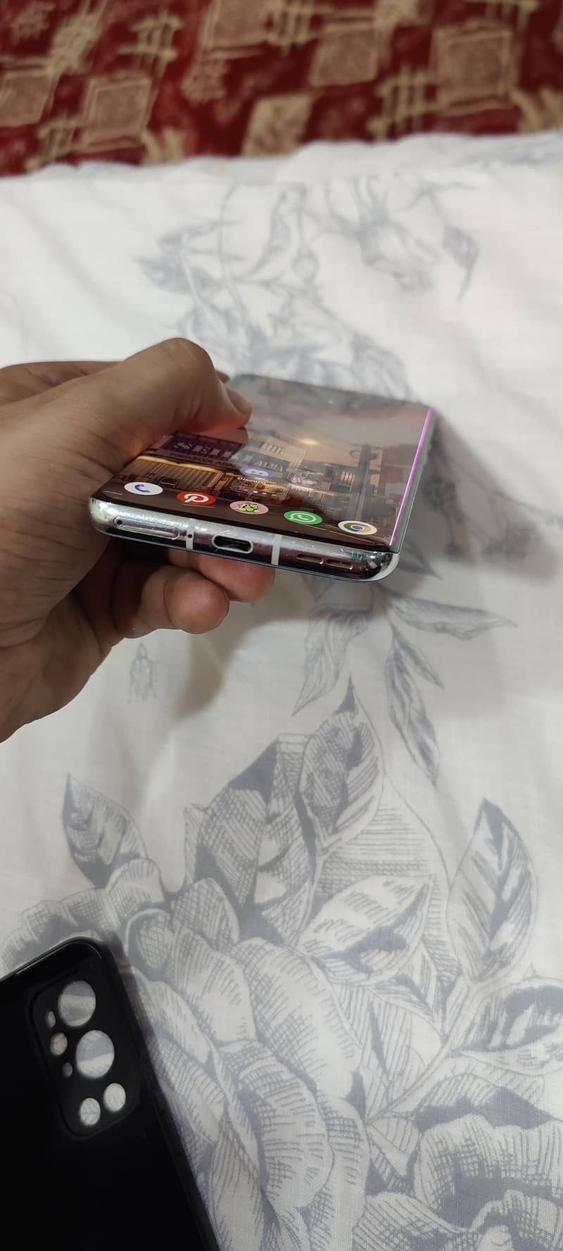 One Plus 9 Pro 4
