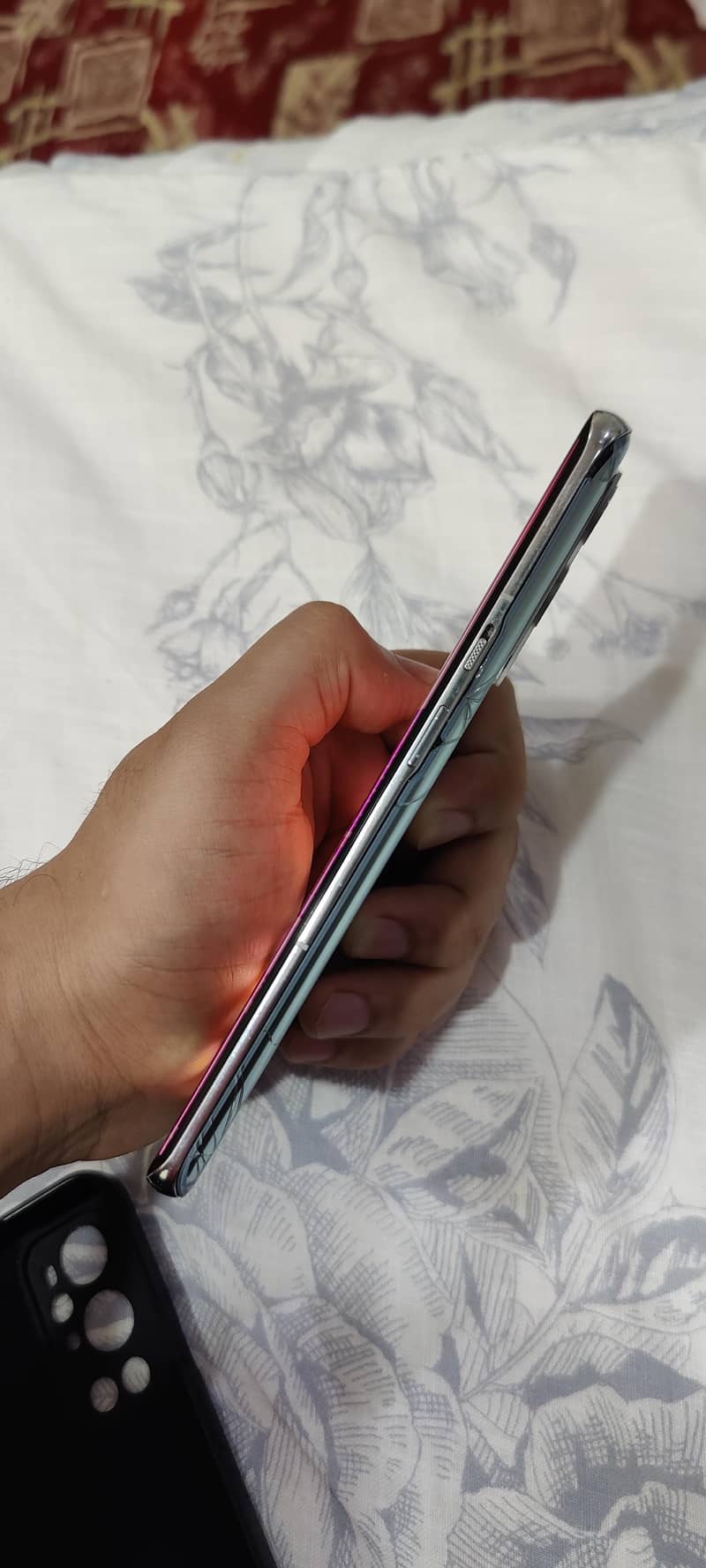 One Plus 9 Pro 5