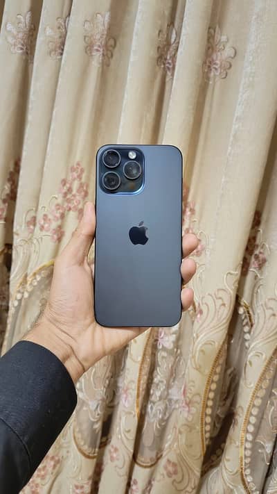 Iphone 15pro max 256gb