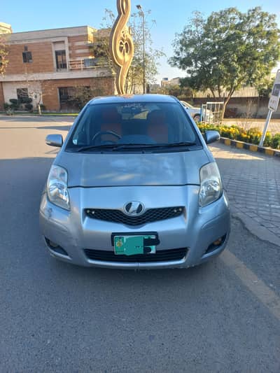 Toyota Vitz 2010-13
