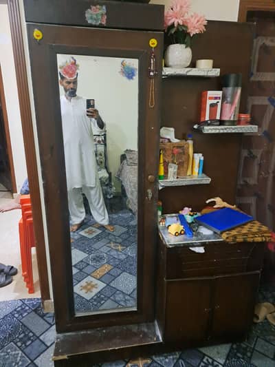 dressing table