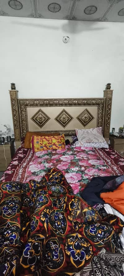 only bed sell with out matres