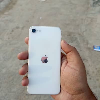 Apple iPhone SE