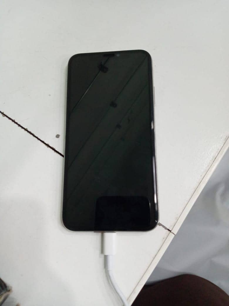 Apple iPhone X 1