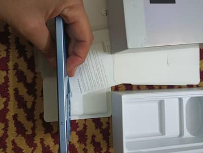 oppo Reno 11 F5G con10.9. 5 8+8 256 gb full box