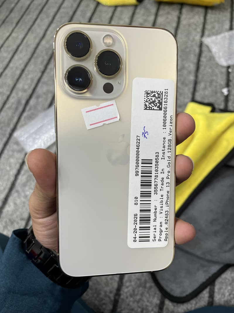 Apple iPhone 13 Pro 0