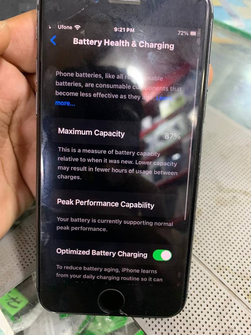 Apple iPhone 8 7