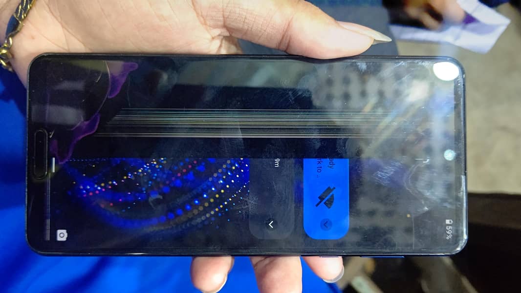 Sharp Aquos R5G 1