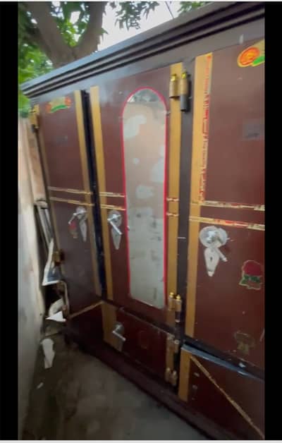 Safe Almari for Sale – Strong & Secure | Urgent Sale